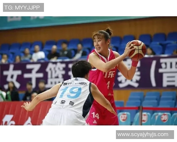 广东女篮与八一女篮激战正酣精彩对决引发球迷热烈关注与期待
